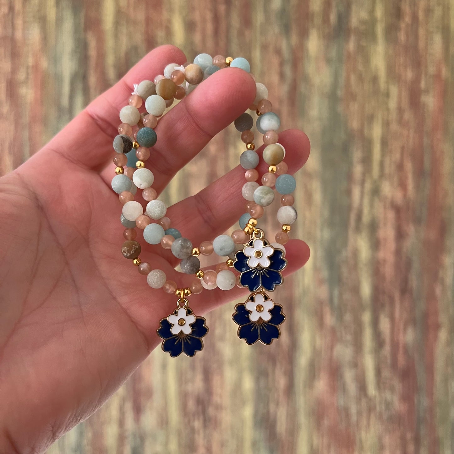 Sonnenstein & Amazonit-Armband mit Blumenanhänger