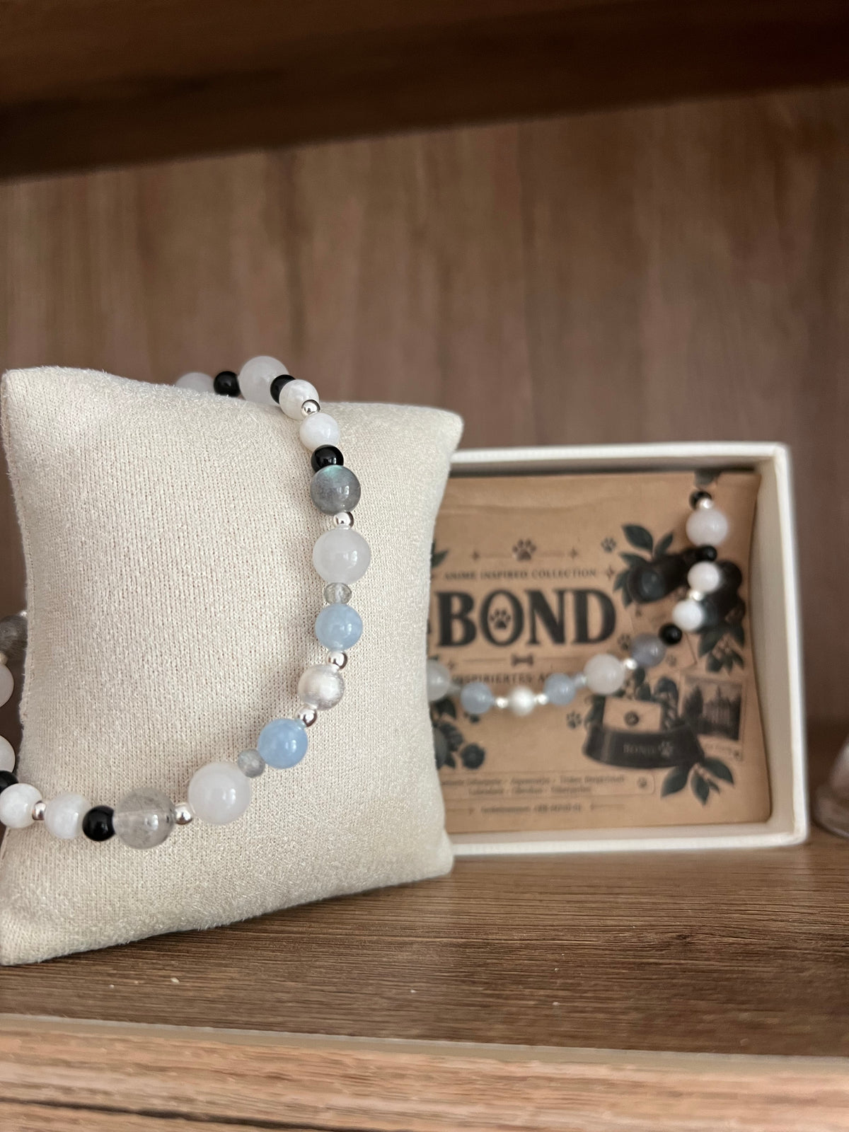 Bond - Inspiriert von "Spy x Family" - Perlenarmband