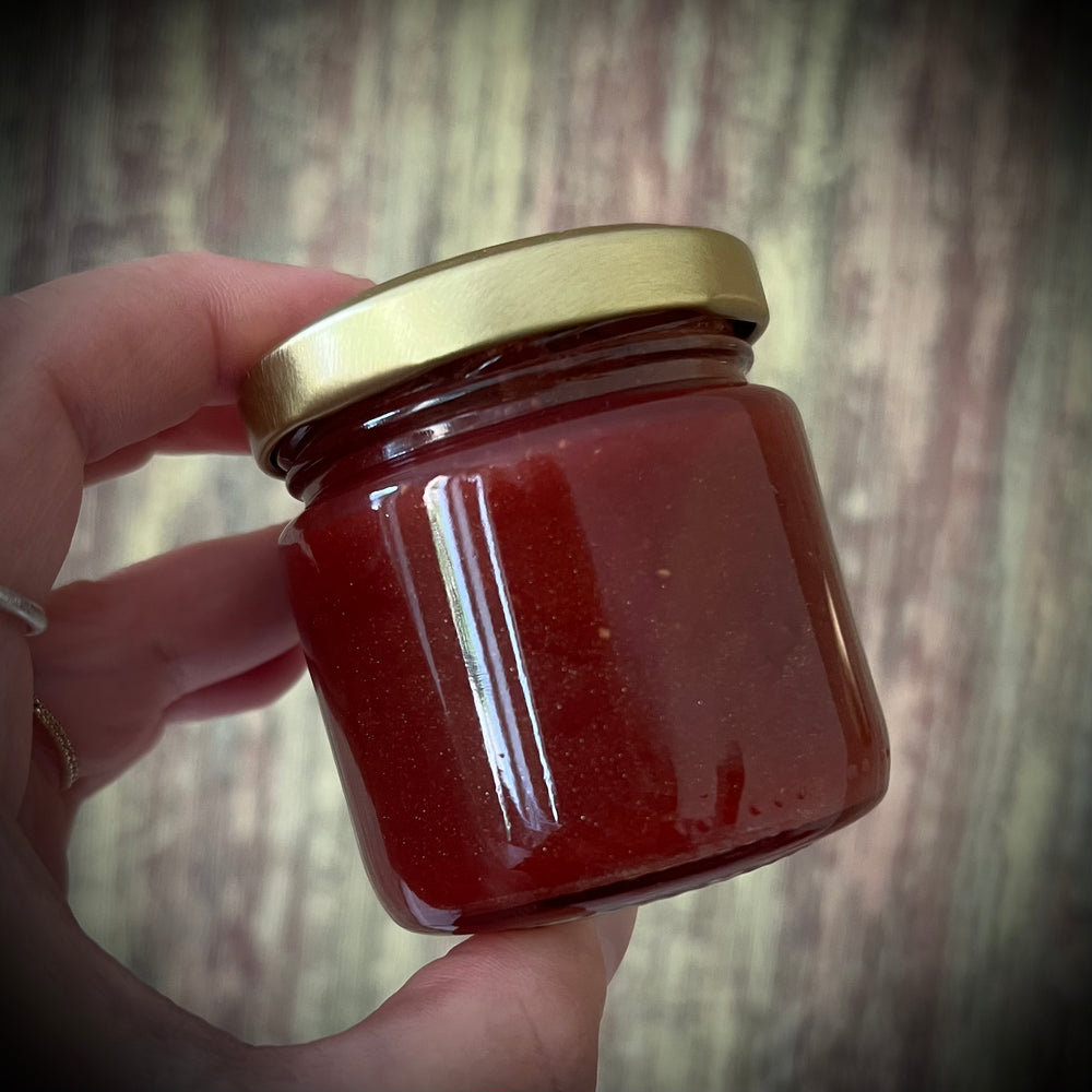 White Glitterberry – Erdbeere mit weißer Schokolade & Glitzer - Fruchtaufstrich - 100 Gramm