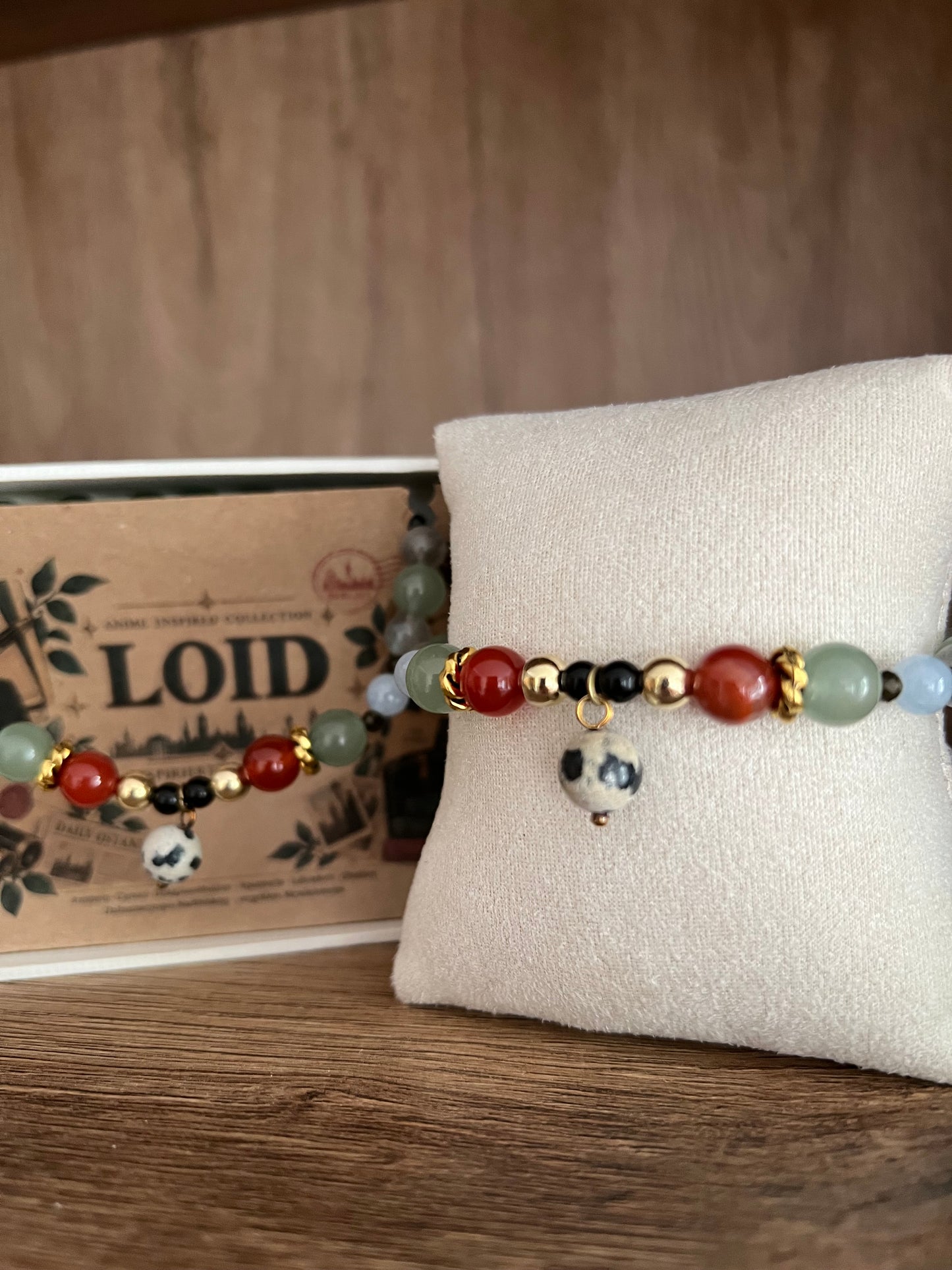 Loid - Inspiriert von "Spy x Family" - Perlenarmband