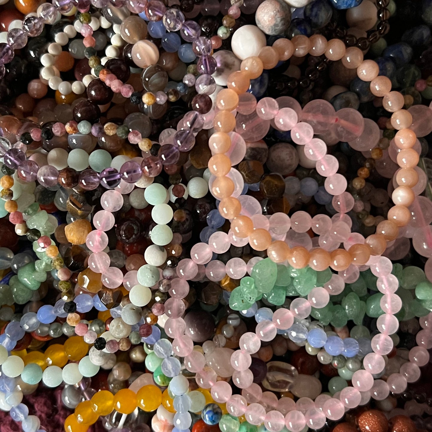 Lucky Stone Surprise Egg | Edelsteinarmband mit Bedeutung | Überraschung