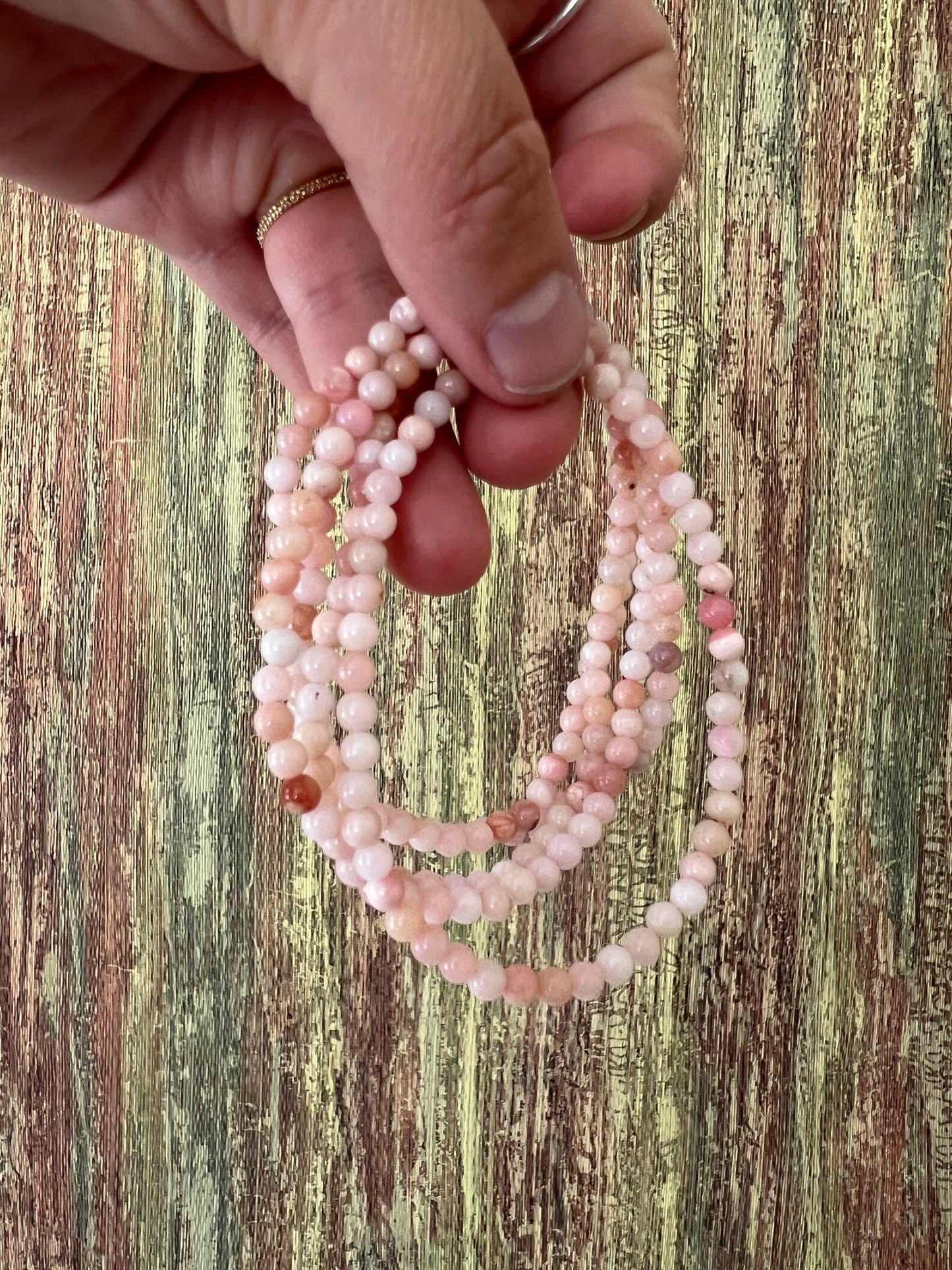 Armband Pink Opal – polierte 4 mm Edelsteinperlen, ca. 18 cm