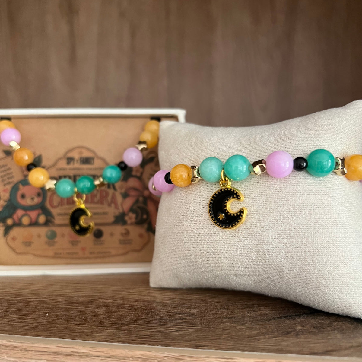 Direktor Chimera - Inspiriert von "Spy x Family" - Perlenarmband