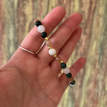 Mondstein, Sonnenstein, Moosachat und Silberakzenten - Armband