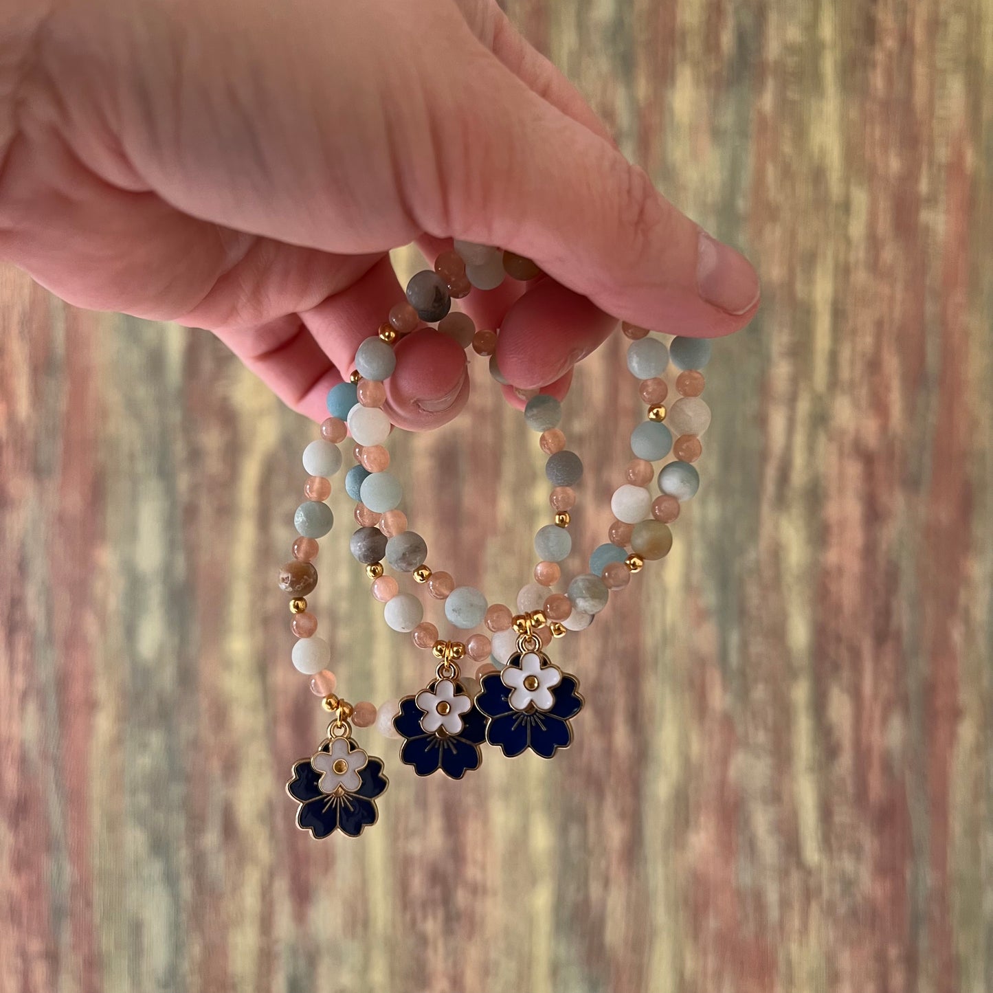 Sonnenstein & Amazonit-Armband mit Blumenanhänger