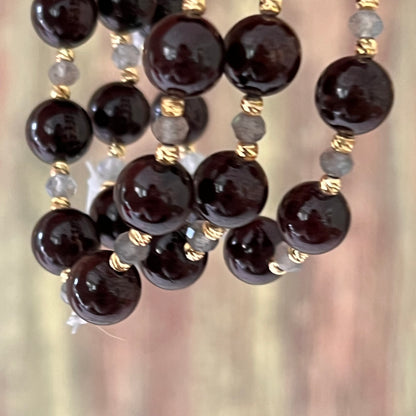 Granat & facettierter Labradorit mit 2 Steinanhängern - Armband