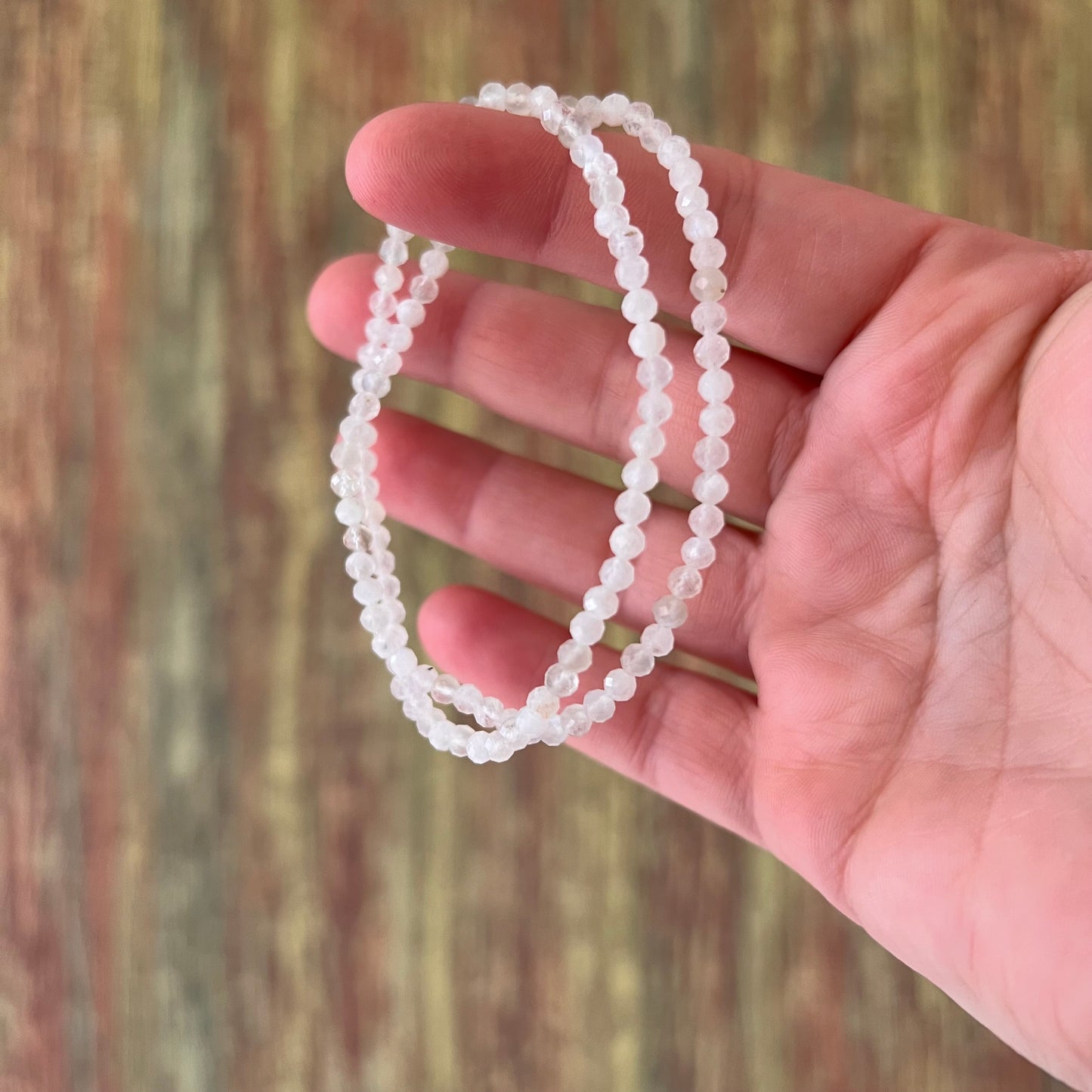 Labradorit (weiß)-Armband – 3 mm Kugeln facettiert