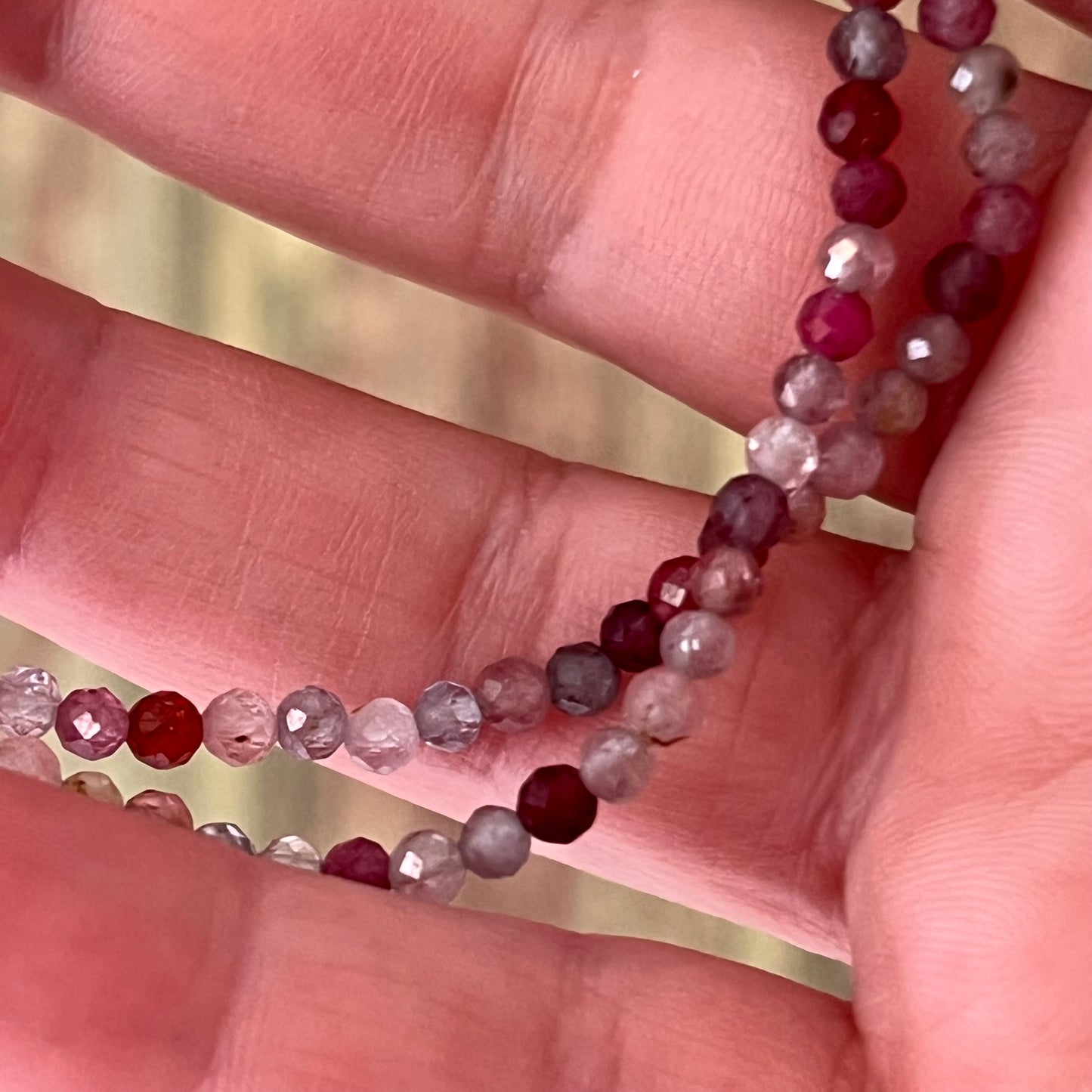Buntes Spinell-Armband 3 mm | Facettiert