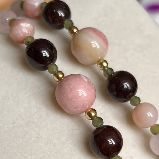 Inspiriert von "Die Tagebücher der Apothekerin" - Maomao – Natursteinarmband